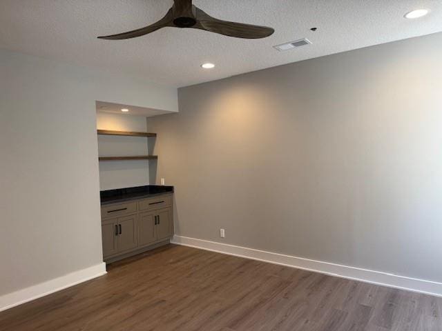 13706 Pembroke Ln, Leawood, KS 66224 - photo 21