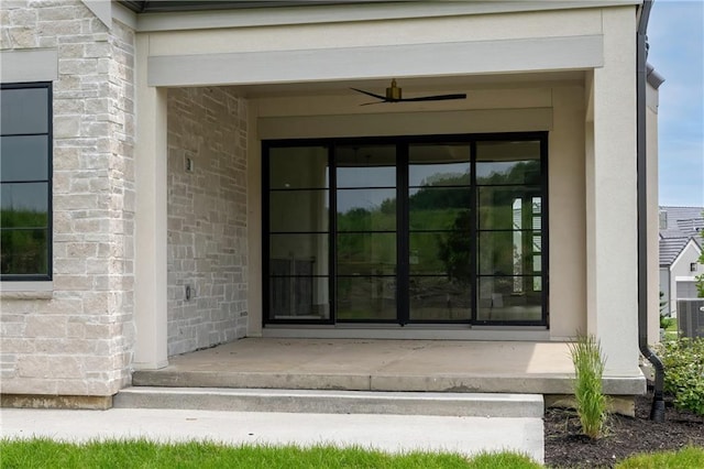 13708 Pembroke Ln, Leawood, KS 66224 - photo 47