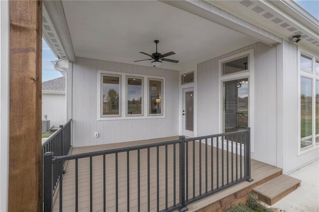 13812 Quigley St, Overland Park, KS 66221 - entrance to property featuring ceiling fan