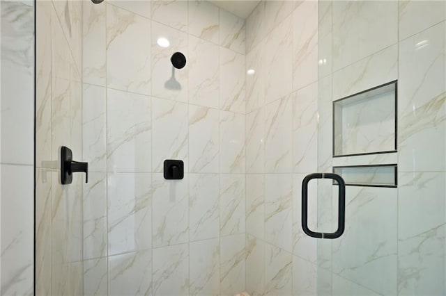 111 Teton Rdg, Lake Winnebago, MO 64034 - full bath featuring a shower stall