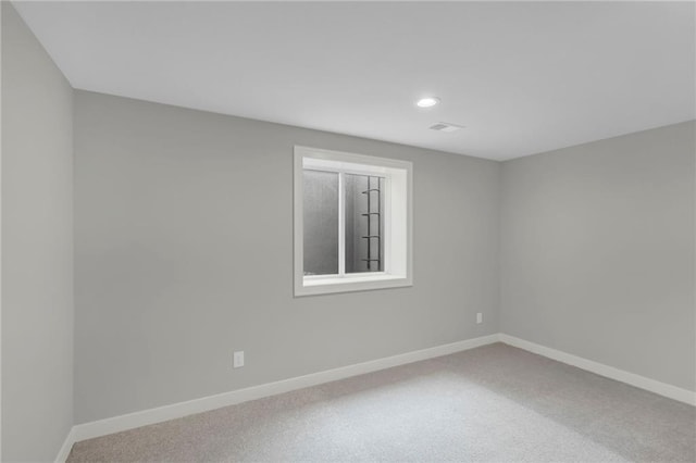 16879 S Cardinal St, Olathe, KS 66062 - unfurnished room featuring carpet floors, baseboards, and recessed lighting