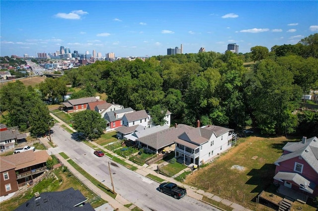 Listing photo 3 for 2845 Madison Ave, Kansas City MO 64108