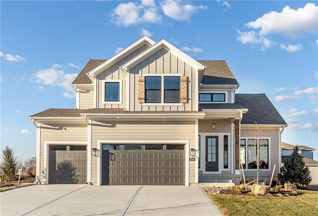 view of front of property featuring a garage