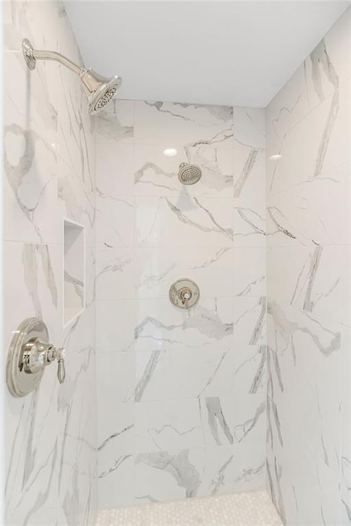 16743 S Hall St, Olathe, KS 66062 - full bath with a marble finish shower
