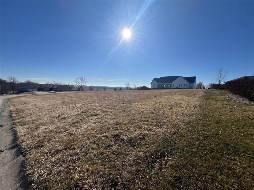 25667 Magnolia Cir, Maryville, MO 64468 - photo 2