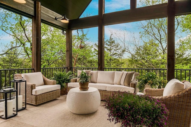 view of sunroom / solarium