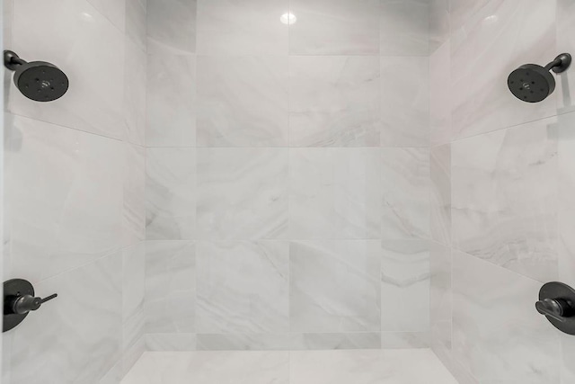 8009 Millridge St, Shawnee, KS 66220 - full bath featuring tiled shower