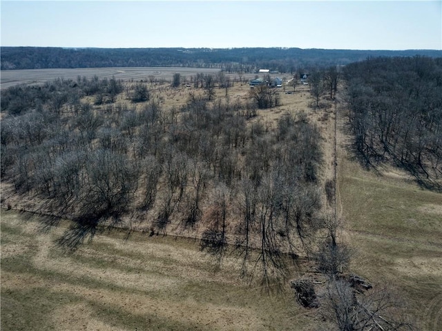 birds eye view of property featuring a rural view