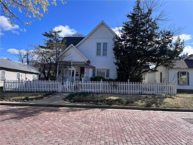 view of front of house