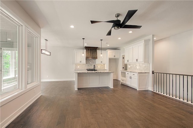 16615 NW 124th St, Platte City, MO 64079 - kitchen with tasteful backsplash, dark wood-style floors, white cabinets, ceiling fan, and recessed lighting