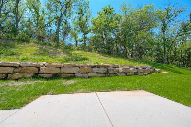 16615 NW 124th St, Platte City, MO 64079 - view of grassy yard with a patio area