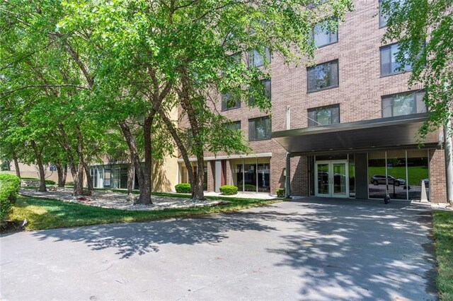 600 E 8th St Unit 12N, Kansas City, MO 64106 - photo 24