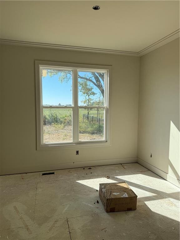 empty room with crown molding