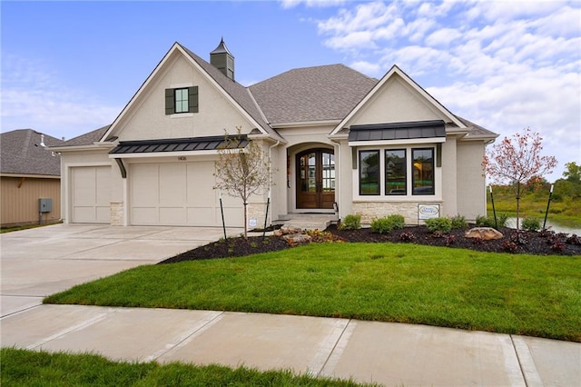 view of front of house with a front yard