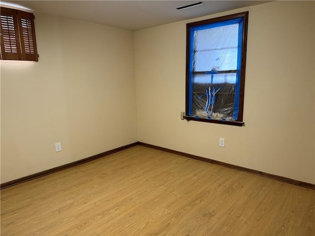 empty room featuring light hardwood / wood-style flooring