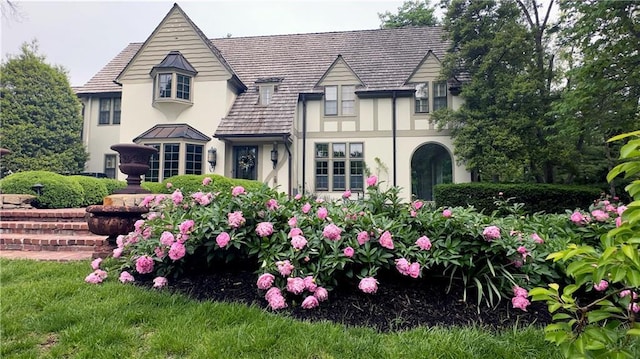 3700 W 65th St, Mission Hills, KS 66208 - english style home featuring stucco siding