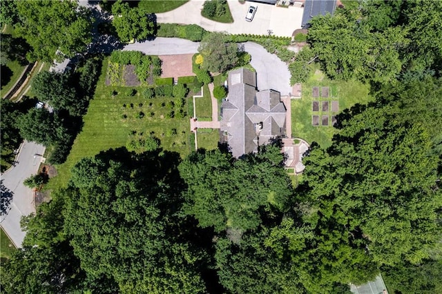 3700 W 65th St, Mission Hills, KS 66208 - aerial view of property and surrounding area