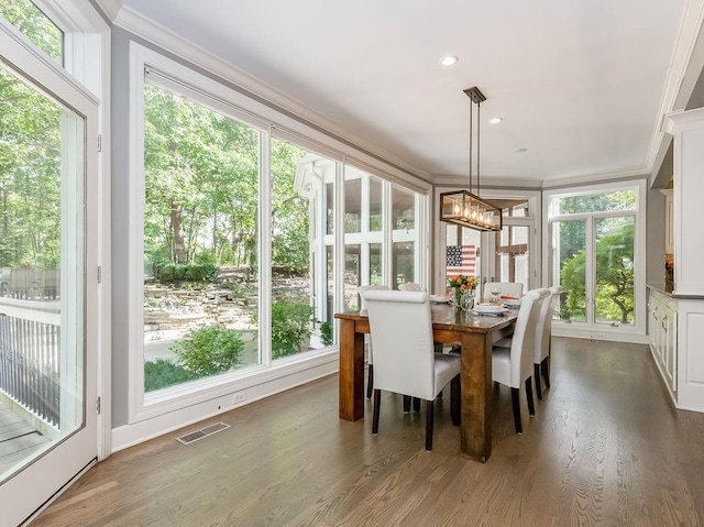 view of sunroom / solarium