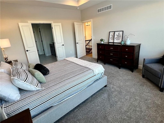 bedroom with carpet flooring