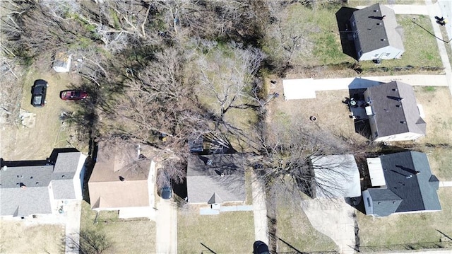 6133 Walrond Ave, Kansas City, MO 64130 - birds eye view of property featuring a residential view