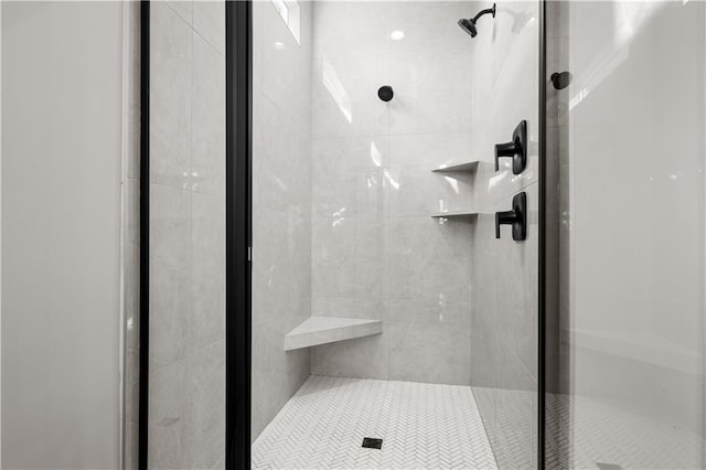 bathroom featuring walk in shower