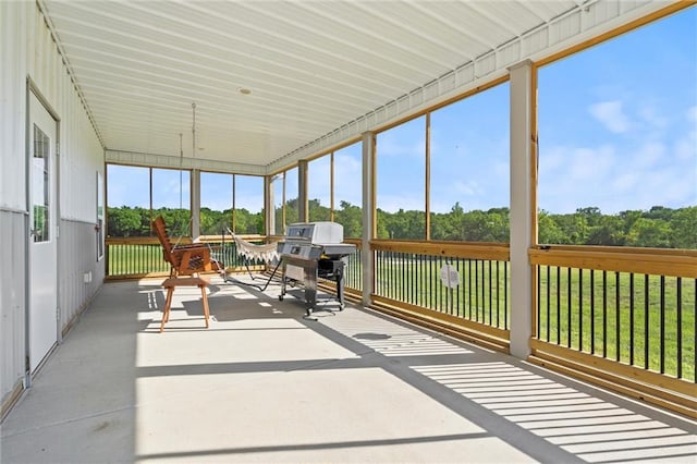 view of sunroom / solarium