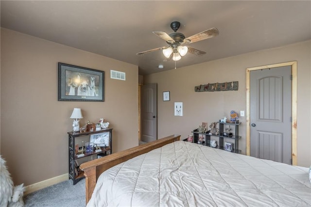 bedroom with carpet flooring and ceiling fan