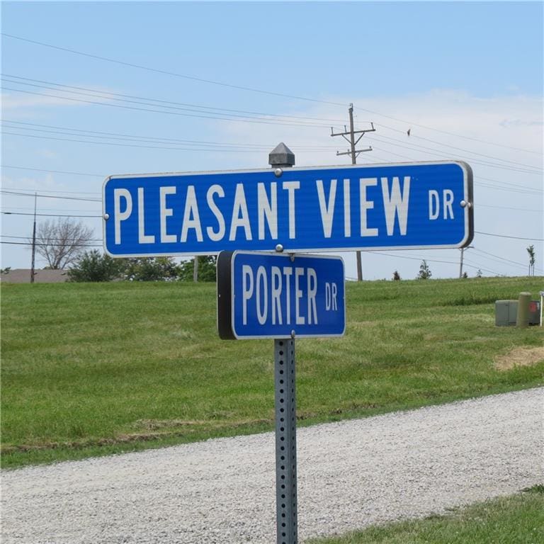 Porter Dr Unit 1, Maryville, MO 64468 - photo 1