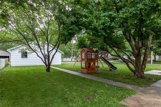 view of jungle gym featuring a yard