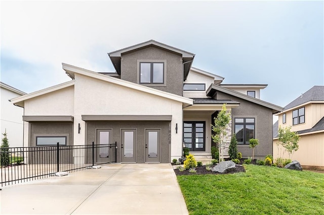 view of front of house with a front lawn