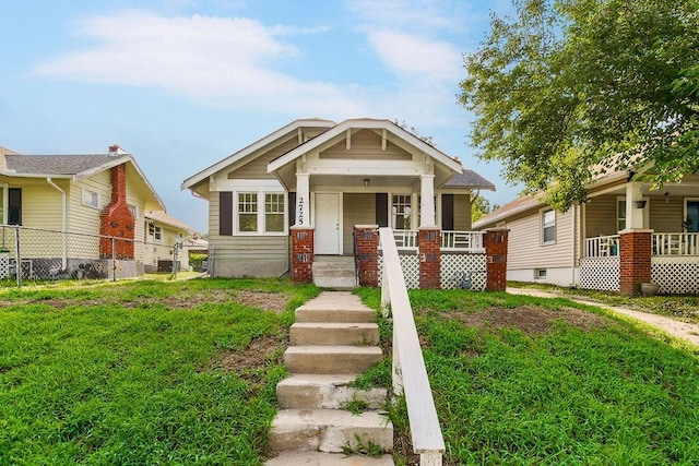 view of front of property featuring a porch