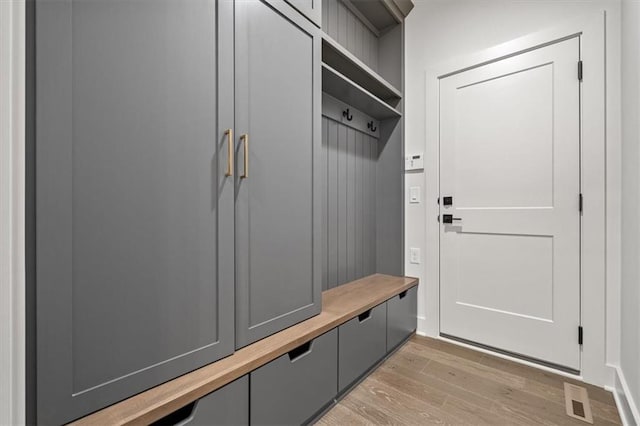 8736 N Lewis Ave, Kansas City, MO 64157 - mudroom featuring light wood finished floors