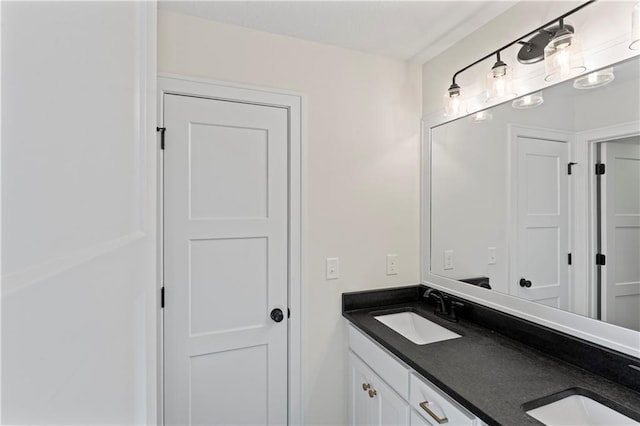 7075 NW Magnus Ct, Parkville, MO 64152 - bathroom featuring double vanity
