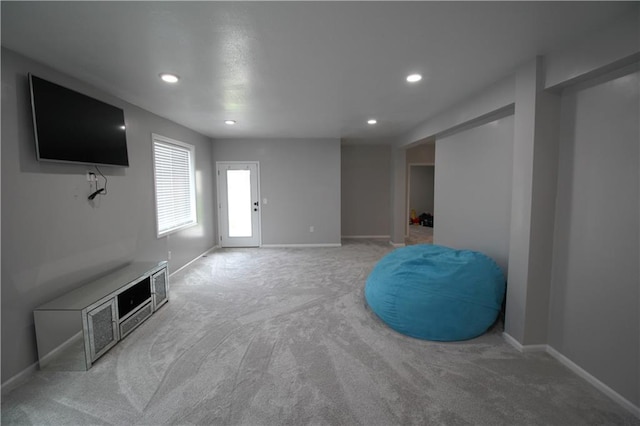 unfurnished room featuring carpet flooring