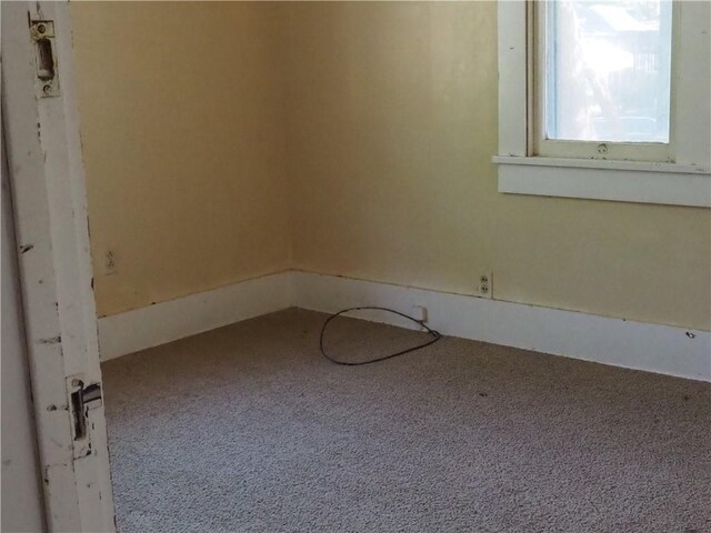 309 E Culton St, Warrensburg, MO 64093 - photo 32
