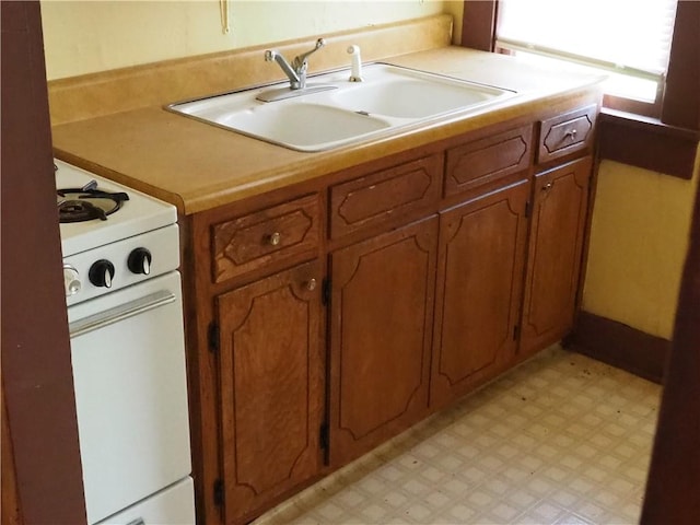 309 E Culton St, Warrensburg, MO 64093 - photo 44
