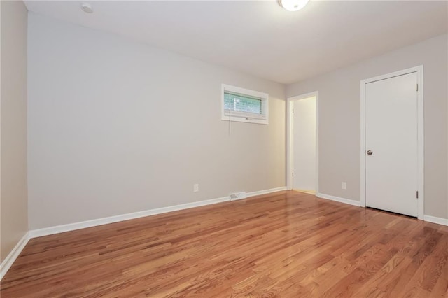 empty room featuring light hardwood / wood-style flooring