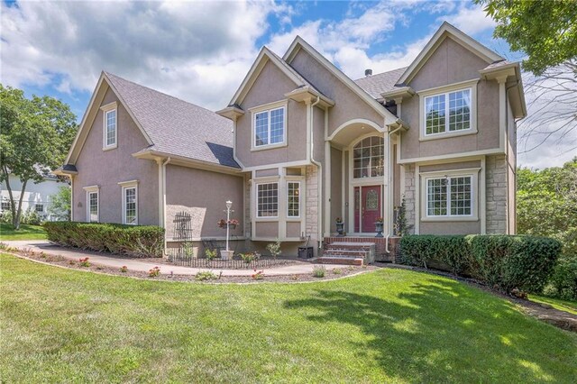 view of front of house with a front yard