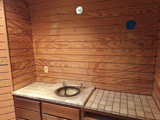 view of sauna / steam room