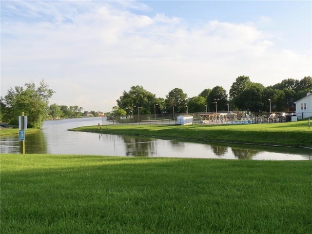 1005 Johnston Dr, Raymore, MO 64083 - water view