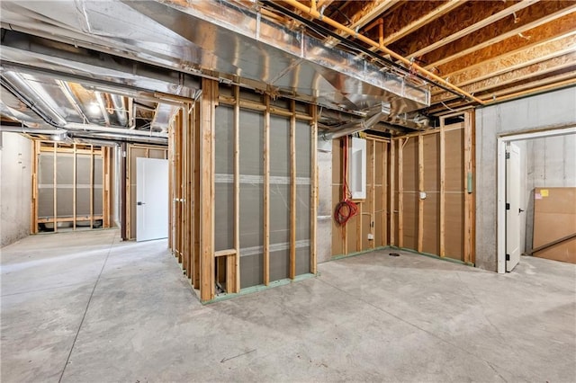 13709 Pembroke Ln, Leawood, KS 66224 - view of unfinished below grade area