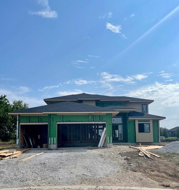 view of front of house featuring a garage