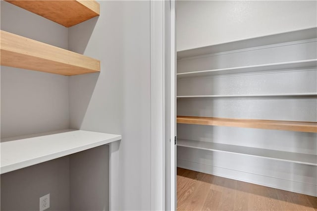 24940 W 98th Pl, Lenexa, KS 66227 - view of closet