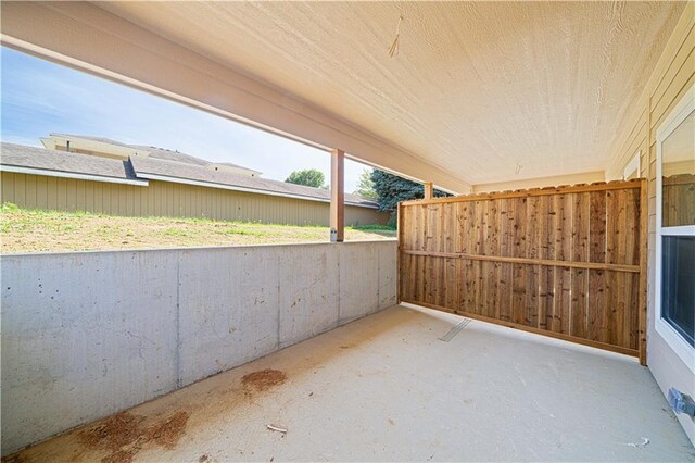 5016 Mulberry Ter, Saint Joseph, MO 64506 - photo 4