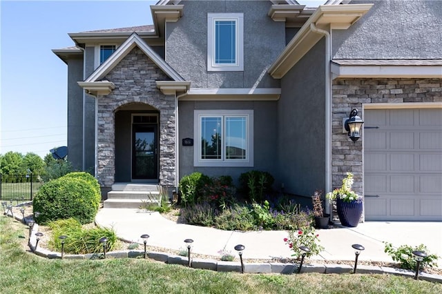 view of front facade with a garage