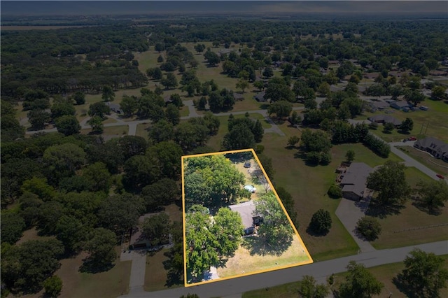 2924 Crown Dr, Independence, KS 67301 - aerial overview of property's location featuring a heavily wooded area and property boundaries highlighted