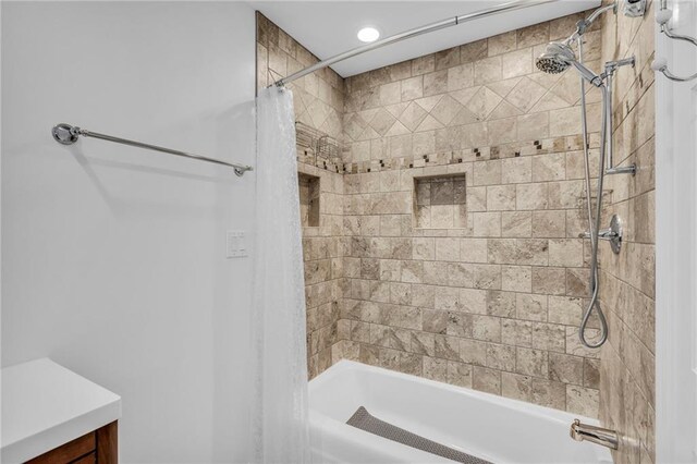 22750 Switzer Rd, Bucyrus, KS 66013 - full bath with shower / tub combo with curtain