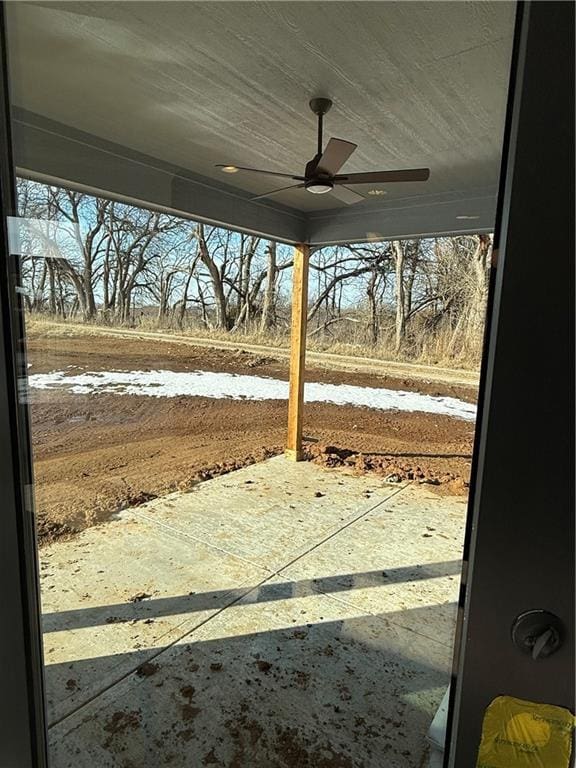 view of patio with ceiling fan