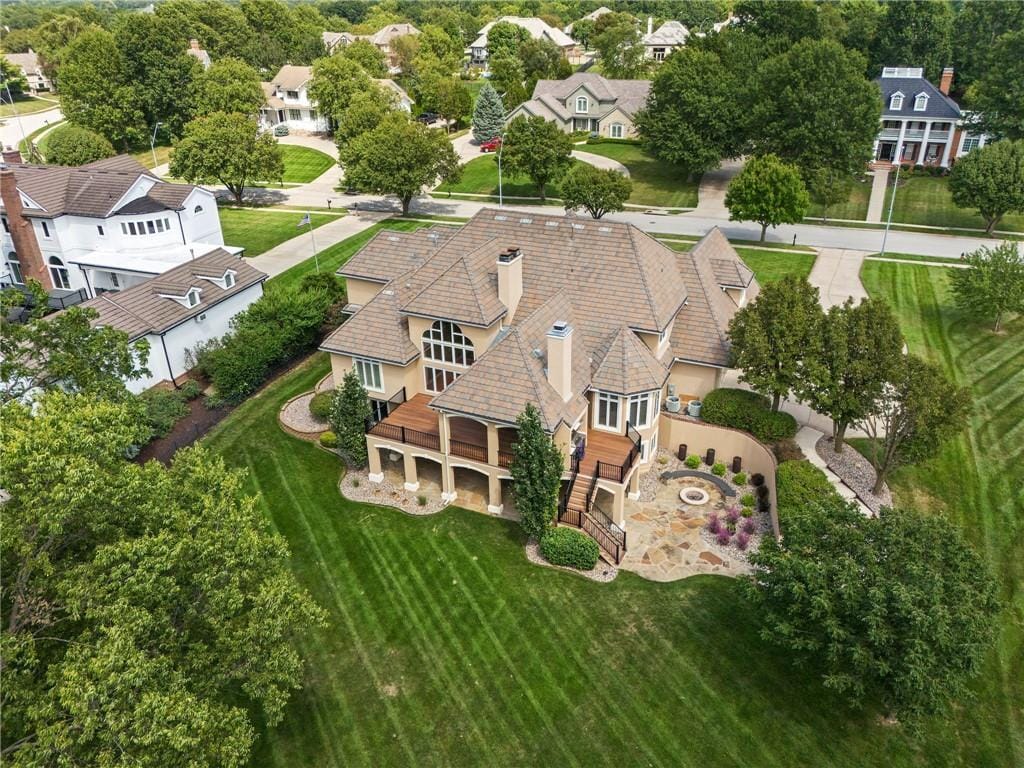 9614 N Bradford Ave, Kansas City, MO 64154 - aerial perspective of suburban area
