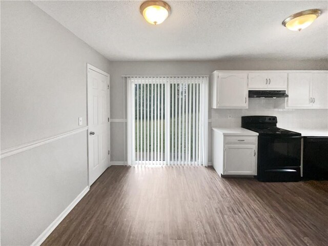 kitchen featuring a textured ceiling, dark hardwood / wood-style floors, white cabinets, electric range, and tasteful backsplash